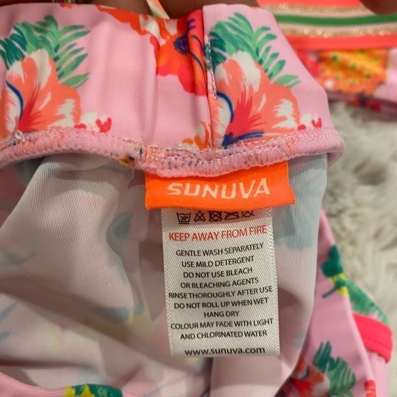 SUNUVA Aloha swim suit with shorts 5/6 - Picture 6 of 7